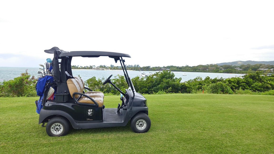 Club Car at Anahita Mauritius resized