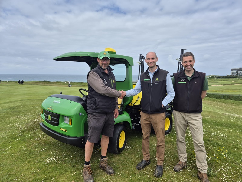 Newquay Golf Club John Deere Sprayer